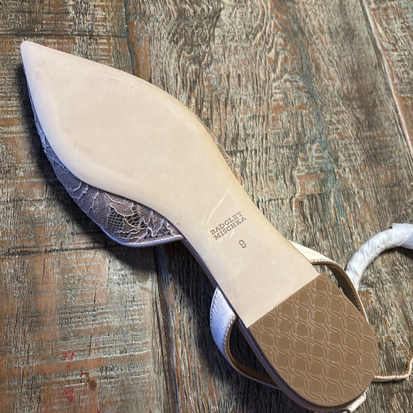 Badgley Mischka Fawn Pointed Toe Flat Pearl soft blush ☺️ - Picture 6 of 11